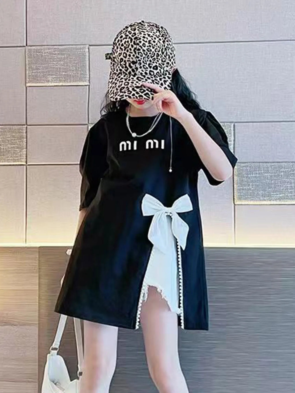 Bow Split top